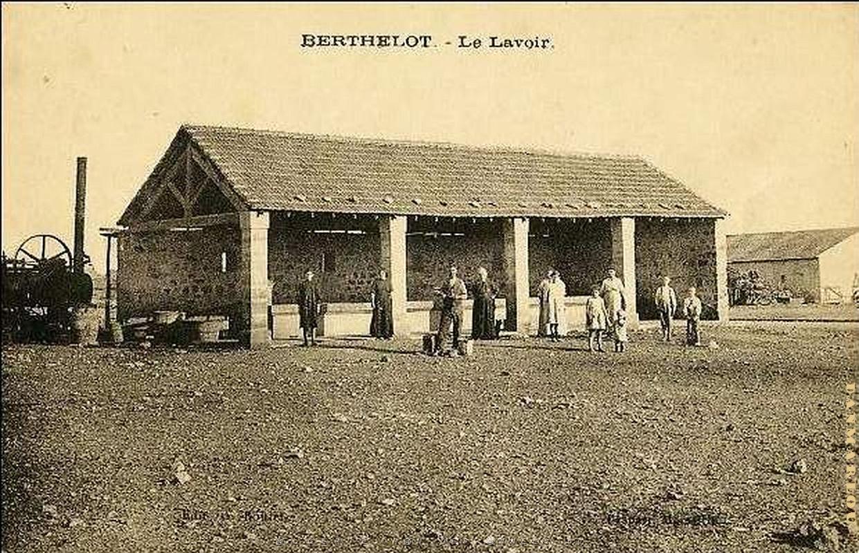Berthelot.jpg