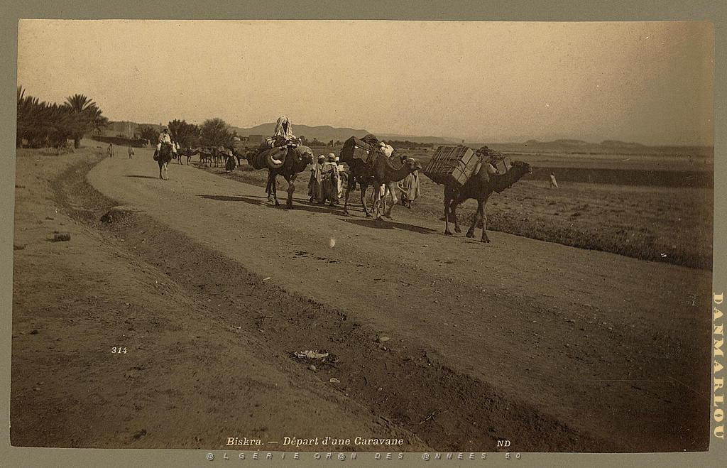 Algeriedepartunecaravanebiskra.jpg