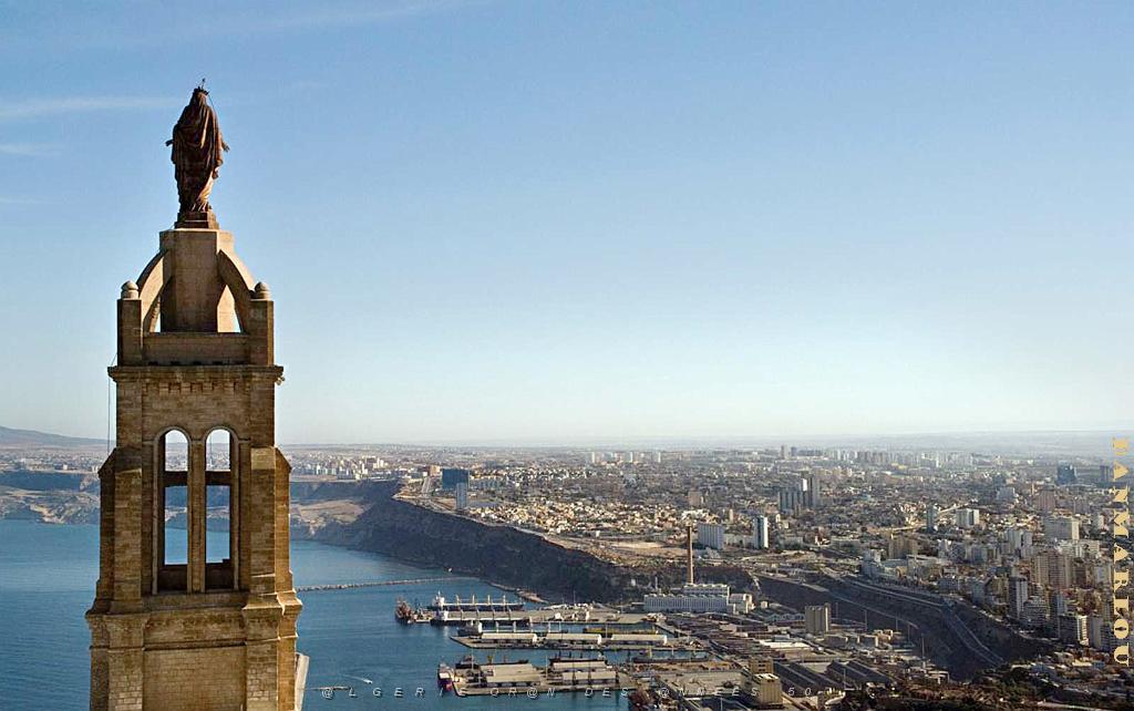 oran-santa-cruz-new2.jpg