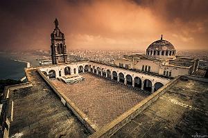 Santa-Cruz-Oran-by-Ryad-Guelmaoui-1024x684
